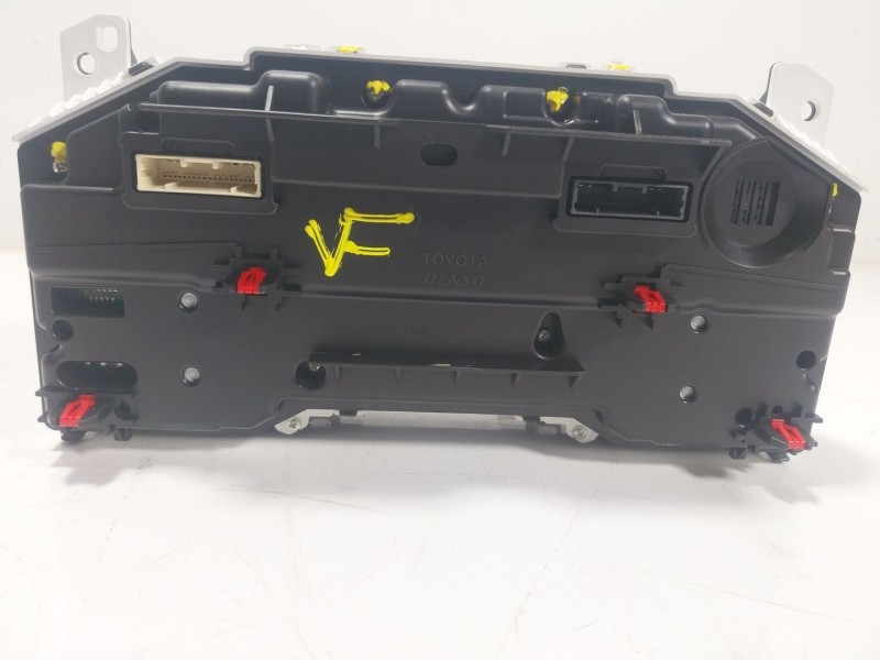 Recambio de cuadro instrumentos para toyota yaris (_p21_, _pa1_, _ph1_) 1.5 (mxpa11) referencia OEM IAM 83800F5A30 83800F5A30 