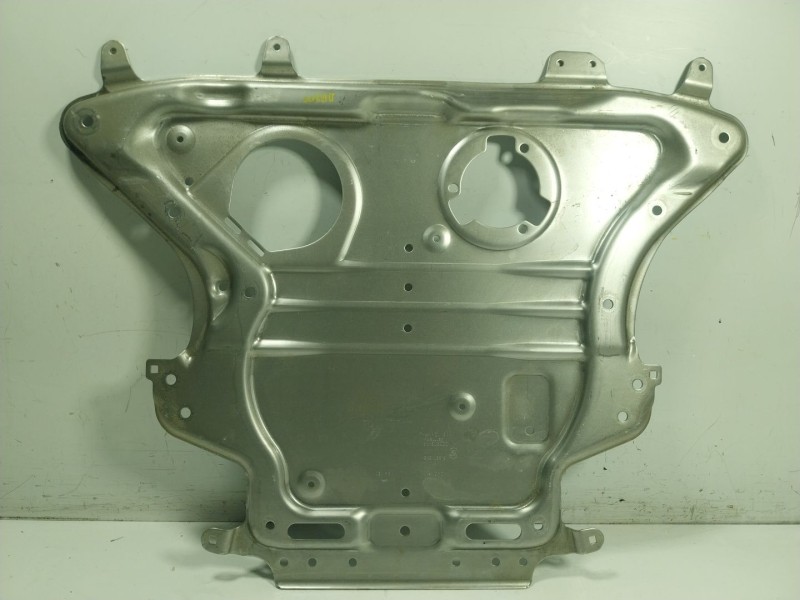 Recambio de cubrecarter para bmw 8 descapotable (g14, f91) 840 i xdrive referencia OEM IAM 31106887546 688754601 