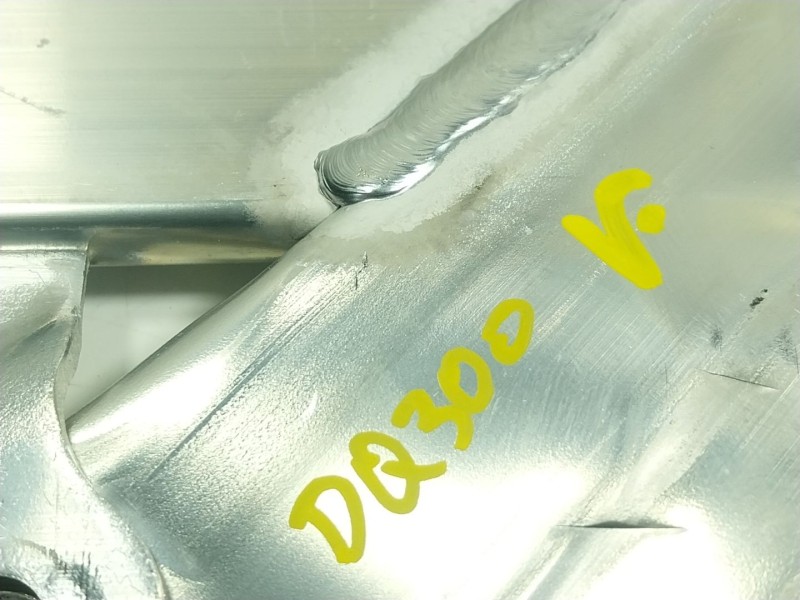 Recambio de travesaño inferior para bmw 8 descapotable (g14, f91) 840 i xdrive referencia OEM IAM 51617453800 6799630 