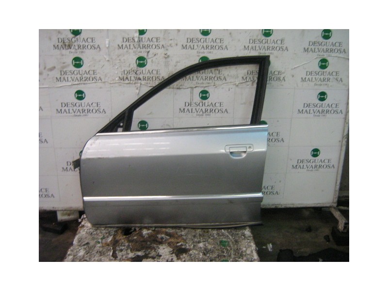 Recambio de puerta delantera izquierda para audi a8 (d2) 4.2 quattro referencia OEM IAM 4D0831051A  