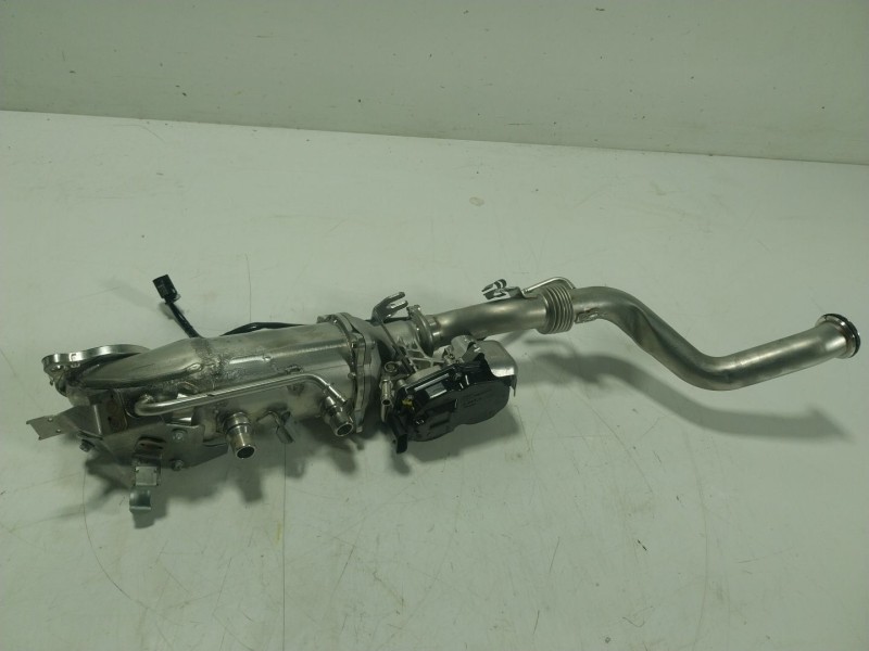 Recambio de valvula egr para bmw 8 gran coupe (g16, f93) 840 d xdrive referencia OEM IAM 11718474377 15877710 