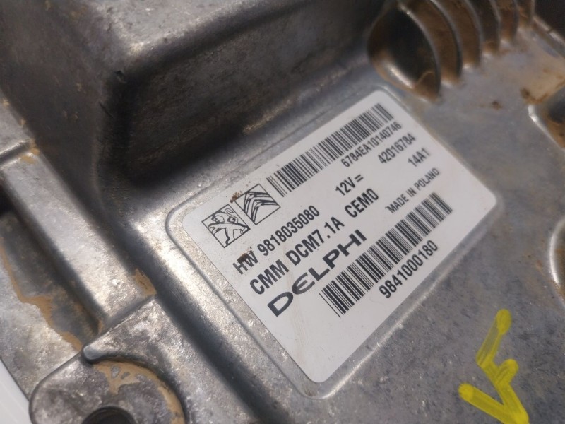 Recambio de centralita motor uce para opel vivaro c platform cabin (k0) 2.0 referencia OEM IAM  9818035080 