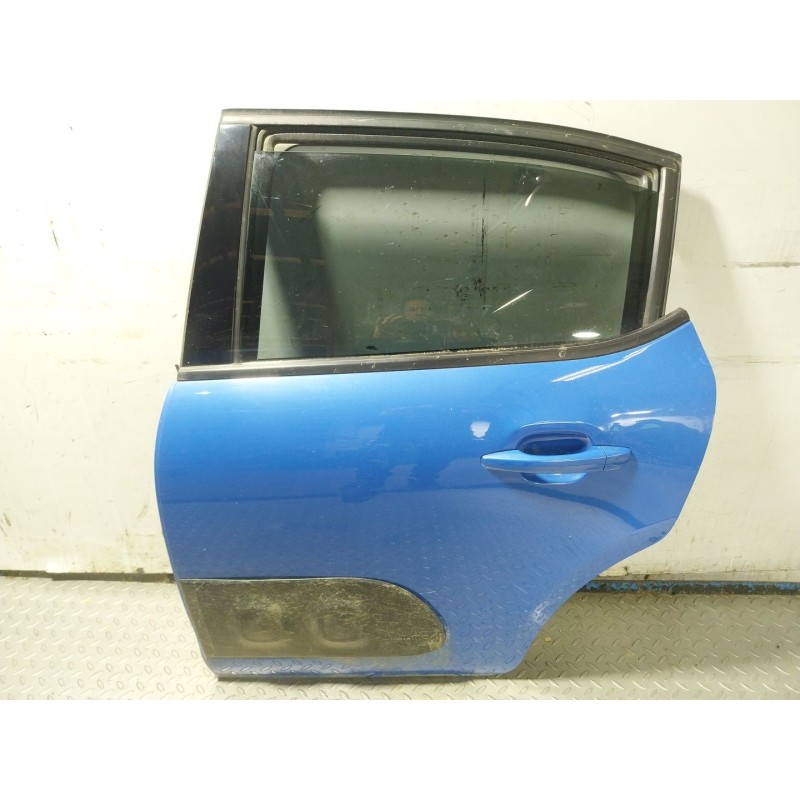 Recambio de puerta trasera izquierda para citroën c3 iii (sx) 1.2 vti 82 referencia OEM IAM 9812716780  