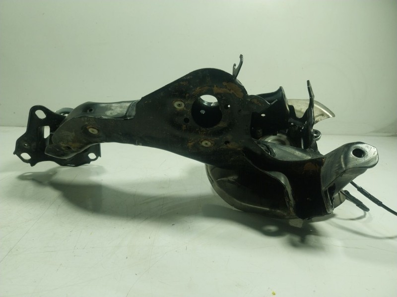 Recambio de mangueta trasera derecha para bmw x2 (f39) sdrive 18 d referencia OEM IAM 33306898964  