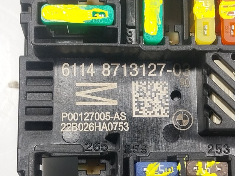 Recambio de caja reles / fusibles para bmw 8 coupé (g15, f92) 840 i xdrive referencia OEM IAM 61148713127 6114871312703 