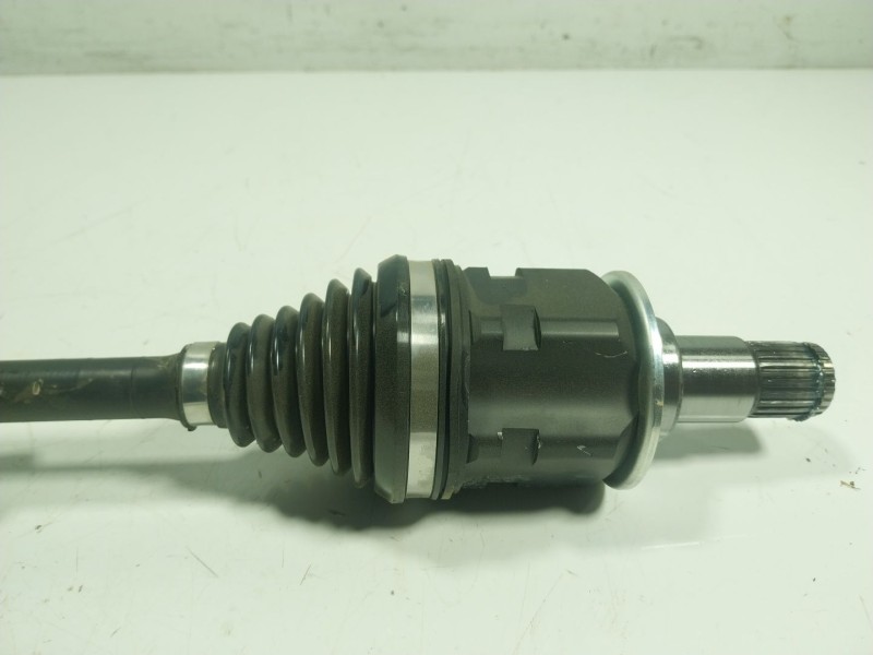 Recambio de transmision izquierda para lexus lbx 1.5 vvti hybrid (mayh10l) referencia OEM IAM  24082813886 