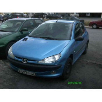 PEUGEOT 206 BERLINA