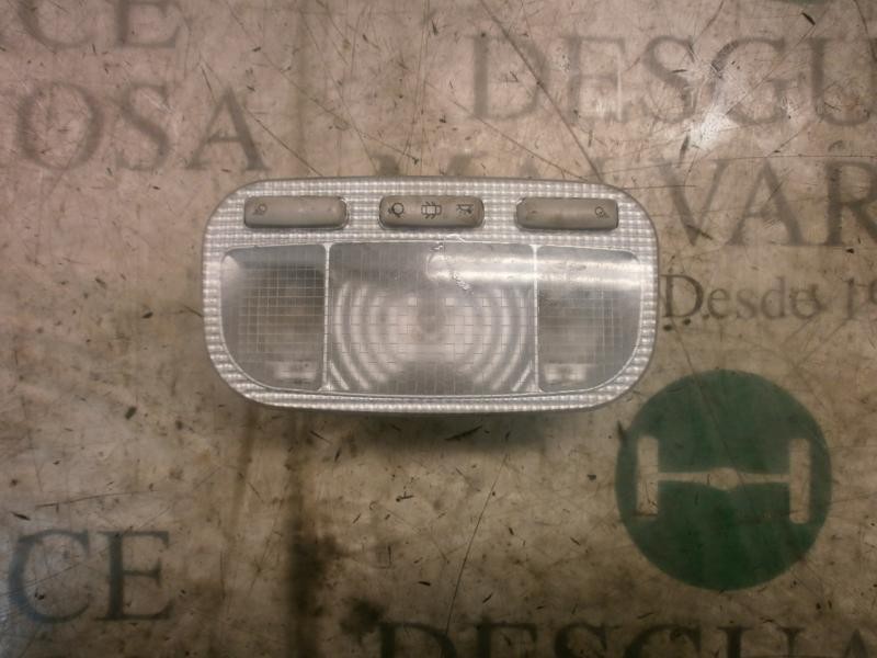 Recambio de piloto interior para peugeot 308 sport referencia OEM IAM   