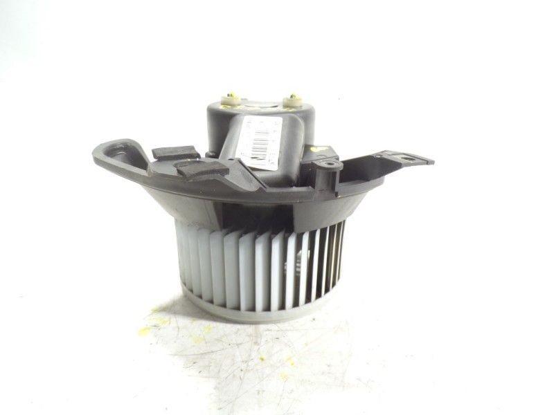Recambio de motor calefaccion para opel combo d 1.3 16v cdti referencia OEM IAM  048148 048148