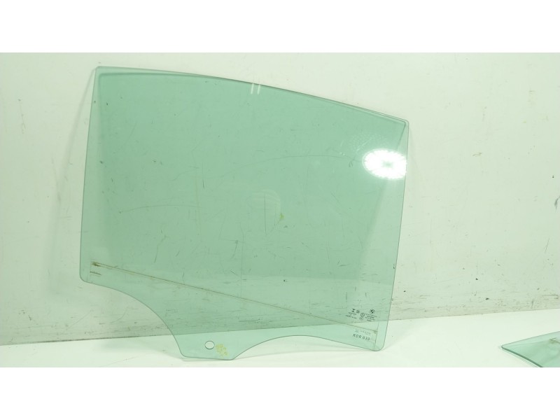 Recambio de cristal puerta trasero derecho para bmw 5 (g30, f90) 530 i xdrive referencia OEM IAM 51377375190  