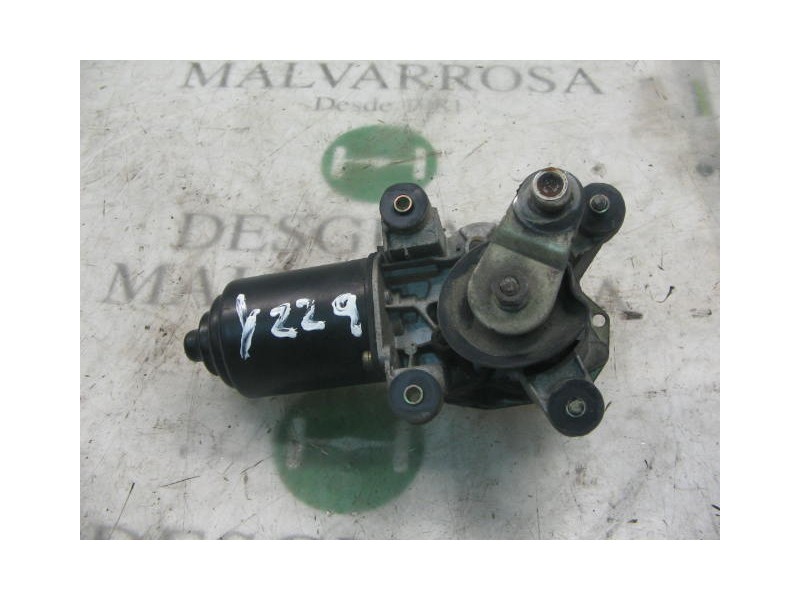 Recambio de motor limpia delantero para hyundai accent (x3) 1.3 gs referencia OEM IAM   