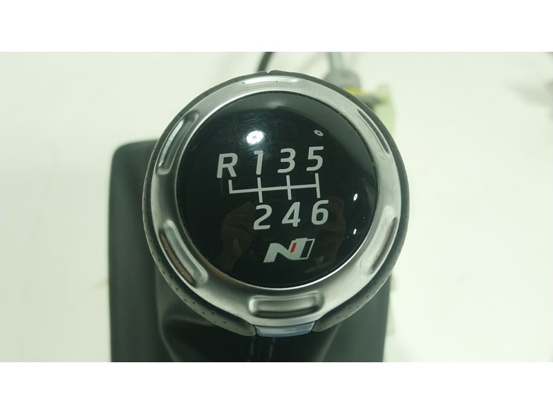 Recambio de palanca cambio para hyundai i20 iii (bc3, bi3) 1.6 t-gdi referencia OEM IAM  43700OCO100YPN 