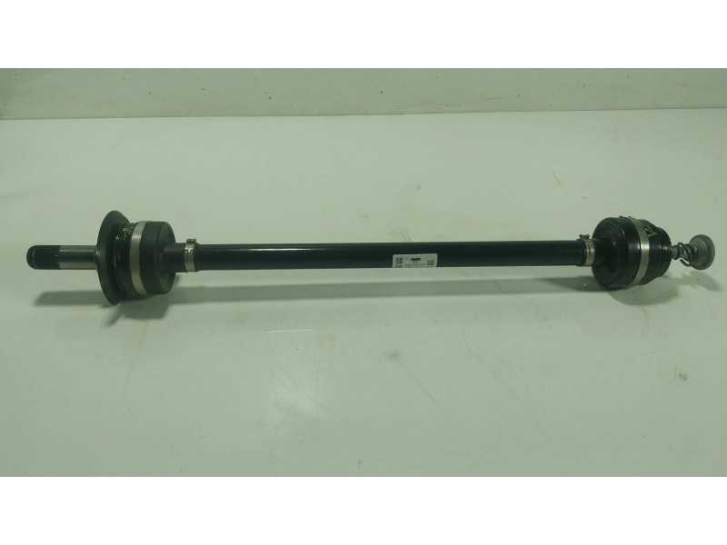 Recambio de transmision trasera derecha para bmw 5 (g30, f90) 530 i xdrive referencia OEM IAM 33208664048 866404806 