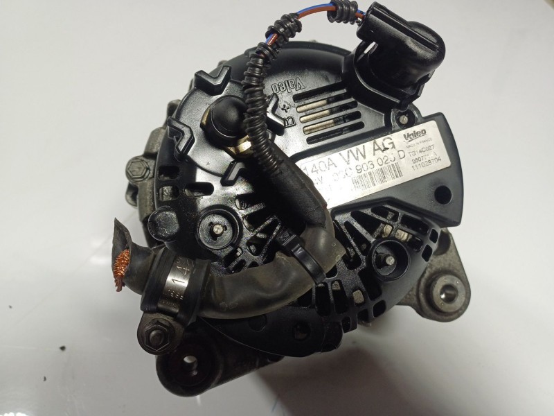 Recambio de alternador para volkswagen golf vi (5k1) 1.4 16v tsi referencia OEM IAM  03C903025D 