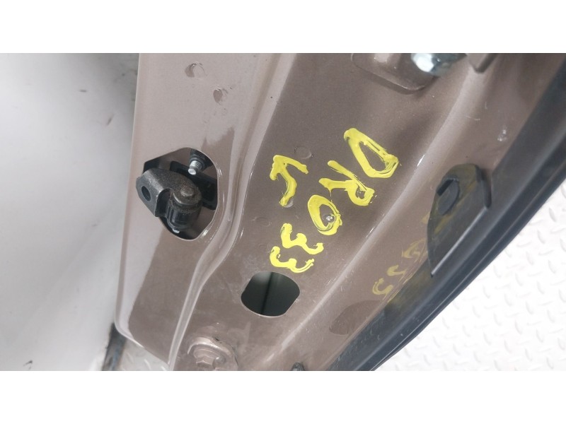 Recambio de puerta trasera izquierda para volvo v40 hatchback (525) d2 referencia OEM IAM   