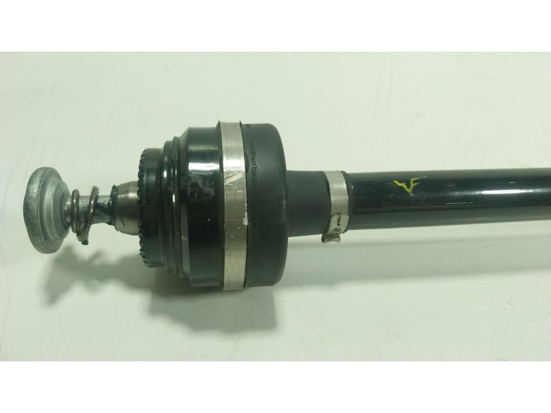 Recambio de transmision trasera izquierda para bmw 5 (g30, f90) 530 d xdrive referencia OEM IAM 33208664629 866462905 