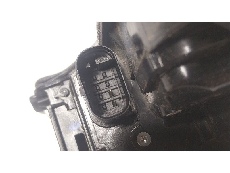 Recambio de cerradura puerta trasera derecha para bmw 5 (g30, f90) 530 d xdrive referencia OEM IAM 51227477704 5122747770403 