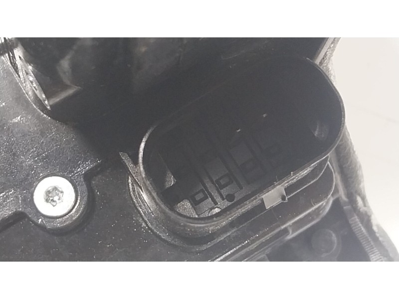 Recambio de cerradura puerta trasera izquierda para bmw 5 (g30, f90) 530 d xdrive referencia OEM IAM 51227477703 5122747770303 