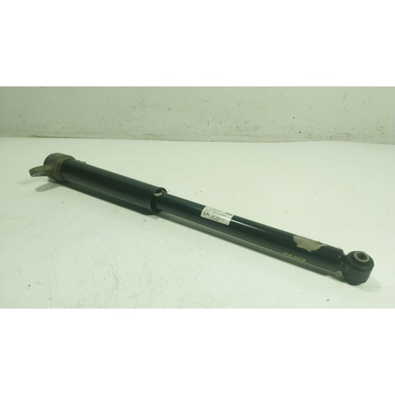 Recambio de amortiguador trasero derecho para ford focus iv (hn) 1.0 ecoboost referencia OEM IAM 2772226 JX6118080EKF 