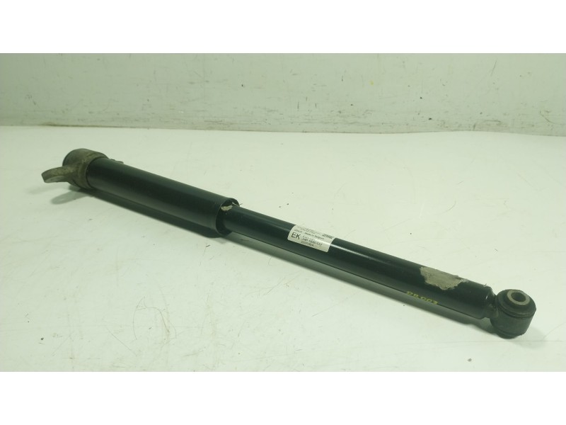 Recambio de amortiguador trasero derecho para ford focus iv (hn) 1.0 ecoboost referencia OEM IAM 2772226 JX6118080EKF 