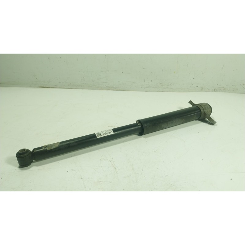 Recambio de amortiguador trasero derecho para ford focus iv (hn) 1.0 ecoboost referencia OEM IAM 2772226 JX6118080EKF 