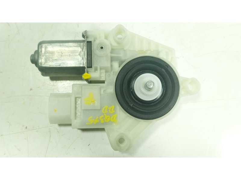 Recambio de motor elevalunas delantero derecho para bmw 5 (g30, f90) 530 d xdrive referencia OEM IAM 51337455081 7455031 