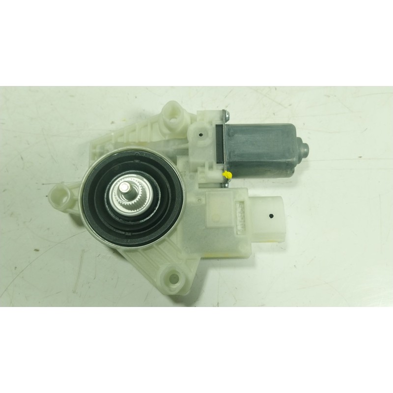 Recambio de motor elevalunas delantero izquierdo para bmw 5 (g30, f90) 530 d xdrive referencia OEM IAM 51337455082 74455032 