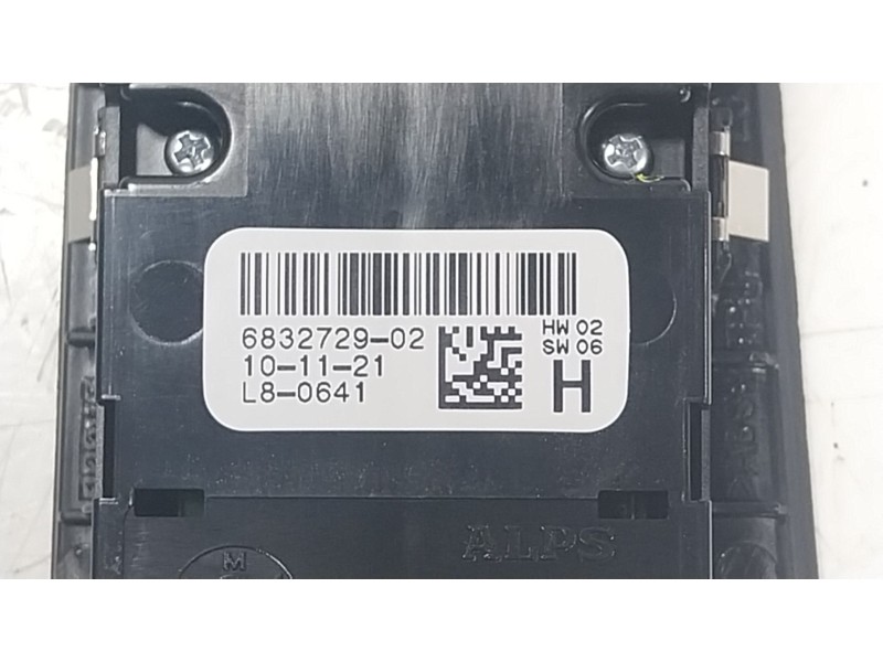 Recambio de mando elevalunas delantero izquierdo para bmw 5 (g30, f90) 530 d xdrive referencia OEM IAM 61315A5AAA3 683272902 