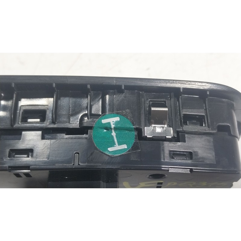 Recambio de mando elevalunas delantero izquierdo para bmw 5 (g30, f90) 530 d xdrive referencia OEM IAM 61315A5AAA3 683272902 