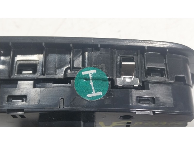 Recambio de mando elevalunas delantero izquierdo para bmw 5 (g30, f90) 530 d xdrive referencia OEM IAM 61315A5AAA3 683272902 