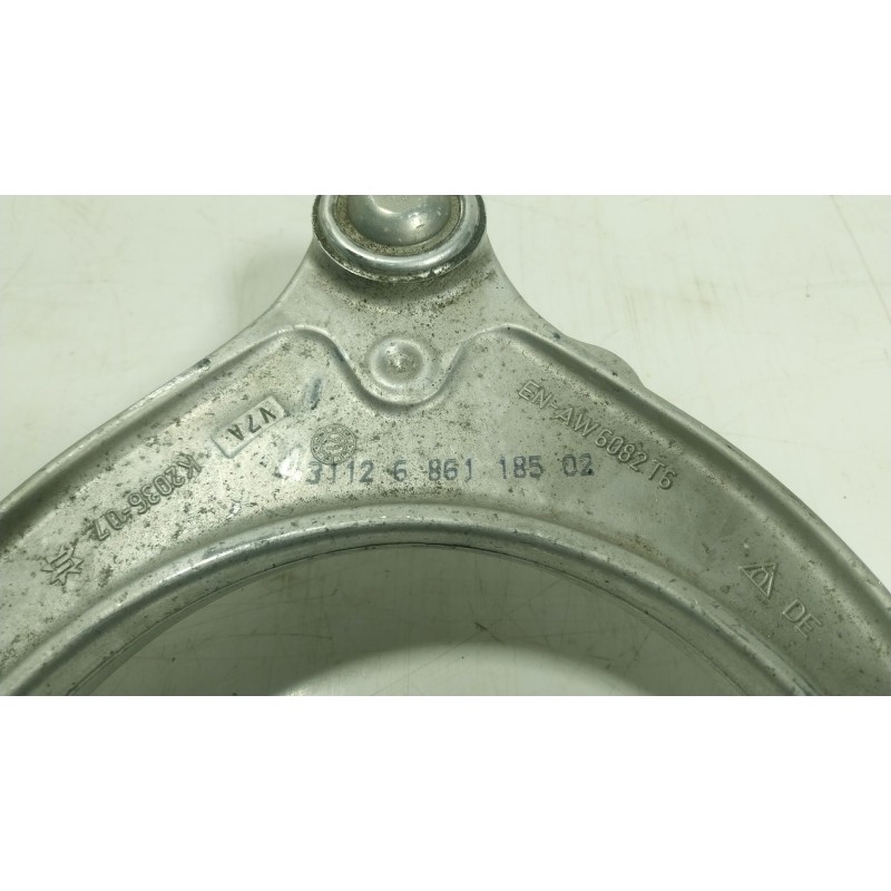 Recambio de brazo suspension superior delantero izquierdo para bmw 5 (g30, f90) 530 d xdrive referencia OEM IAM 31106861185 3112