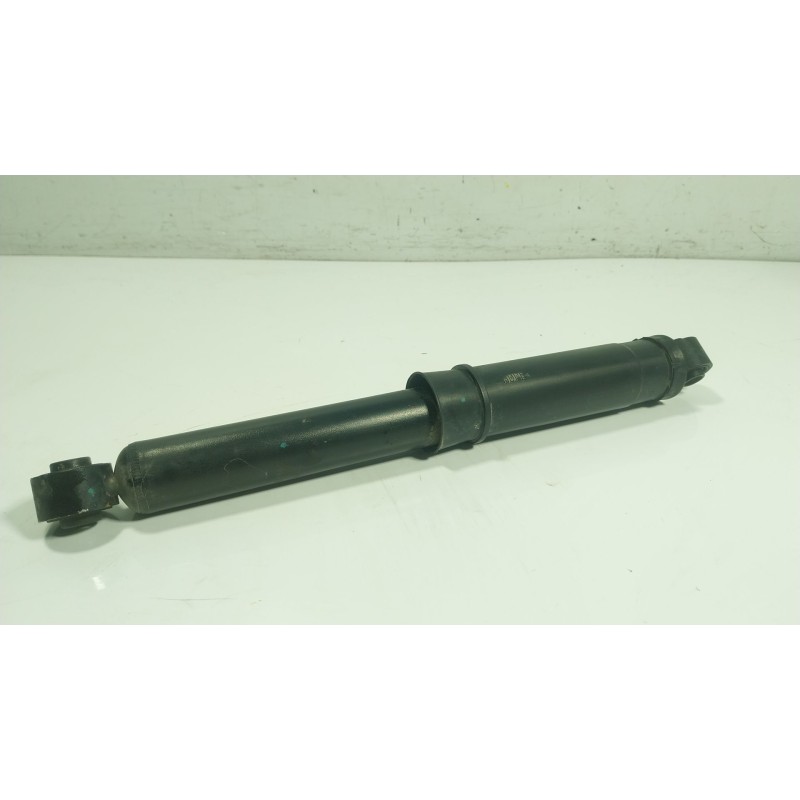 Recambio de amortiguador trasero izquierdo para nissan nv200 furgoneta e-nv (me0n) referencia OEM IAM E62104FA0A 562104FA0A 