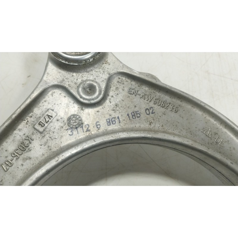 Recambio de brazo suspension superior delantero derecho para bmw 5 (g30, f90) 530 d xdrive referencia OEM IAM 31106861185 311268