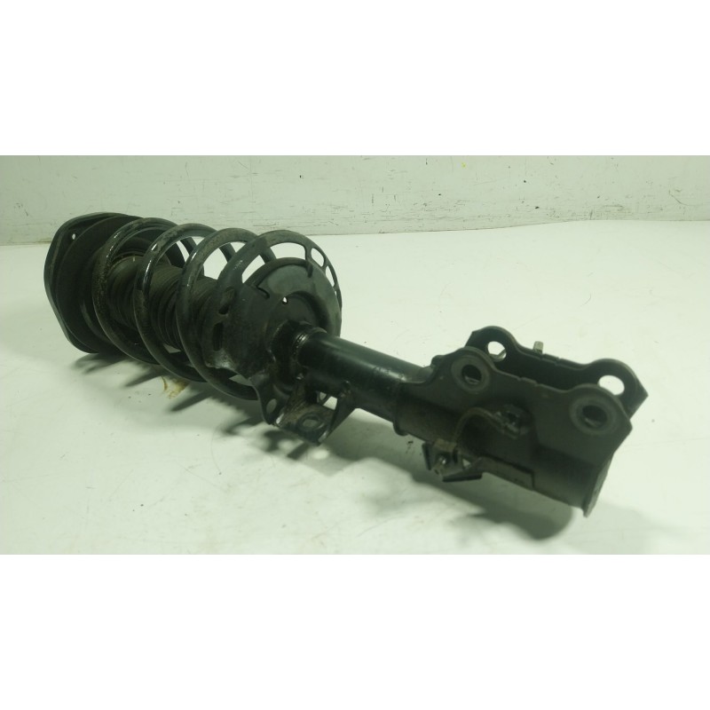 Recambio de amortiguador delantero derecho para ford focus iv (hn) 1.0 ecoboost referencia OEM IAM 2410929  