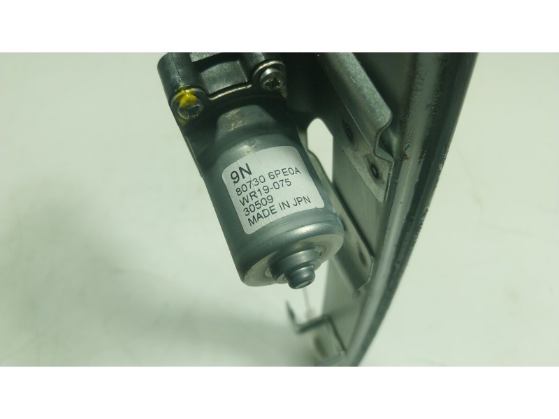 Recambio de elevalunas delantero derecho para nissan juke (f16_) 1.6 hybrid referencia OEM IAM 807206PA0A 807306PE0A 