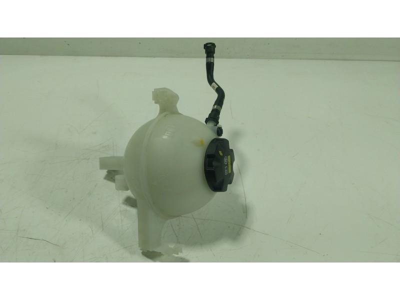 Recambio de deposito expansion para bmw 5 (g30, f90) 530 d xdrive referencia OEM IAM 17138610654 17138610654 