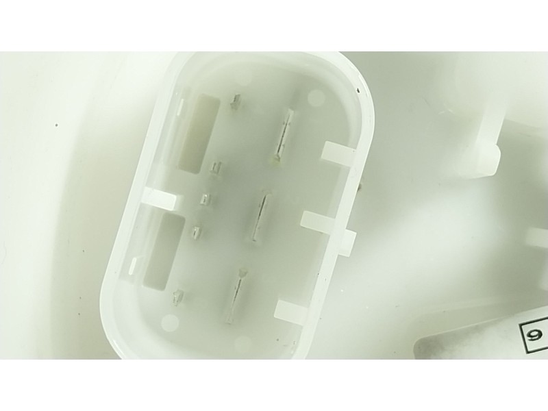 Recambio de aforador para bmw 5 (g30, f90) 530 i xdrive referencia OEM IAM 16119468602 946860205 