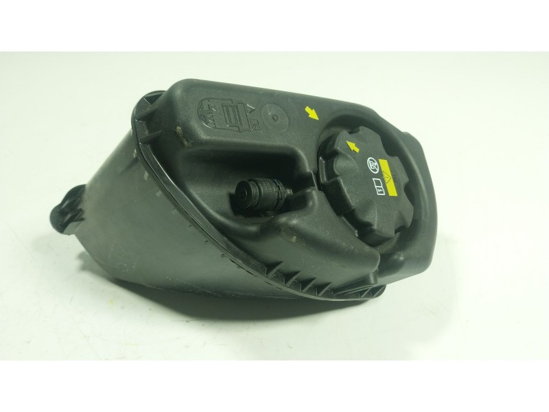 Recambio de deposito expansion para bmw 5 (g30, f90) 530 i xdrive referencia OEM IAM 17139846642 1713984664203 