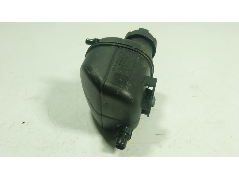 Recambio de deposito expansion para bmw 5 (g30, f90) 530 i xdrive referencia OEM IAM 17139485733 17139485733 