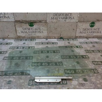 CRISTAL PUERTA TRASERO DERECHO 681300D200 