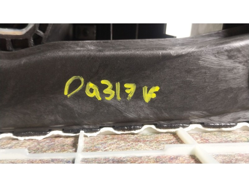 Recambio de apoyabrazos central para bmw 5 (g30, f90) 530 i xdrive referencia OEM IAM 51165A4F4E0  