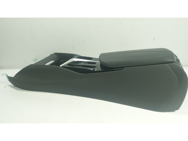 Recambio de apoyabrazos central para bmw 5 (g30, f90) 530 d xdrive referencia OEM IAM 51169388149  