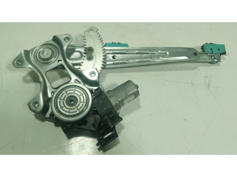 Recambio de elevalunas trasero derecho para nissan juke (f16_) 1.6 hybrid referencia OEM IAM 827201KA1C 827316PA0A 