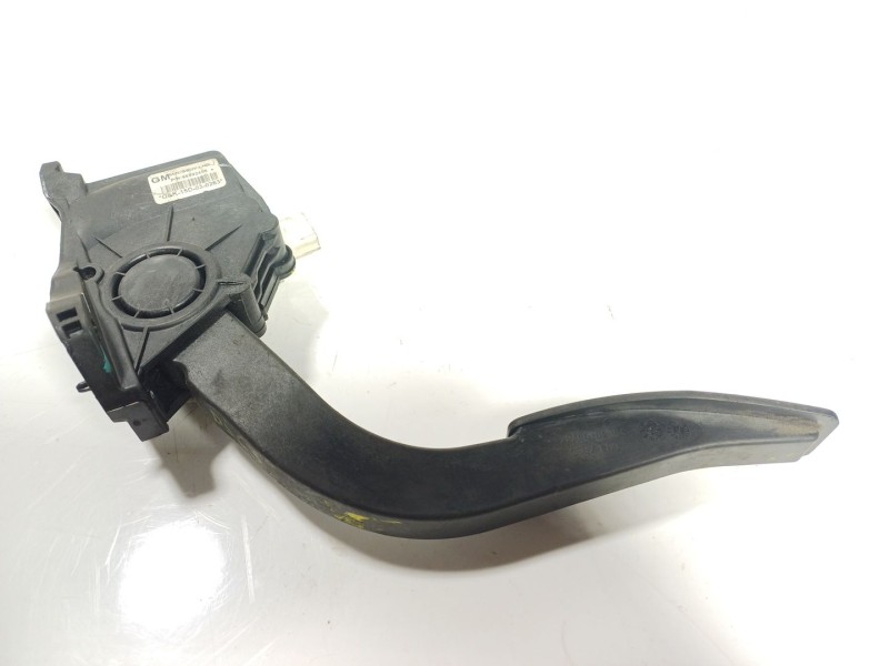 Recambio de potenciometro pedal para opel mokka x 1.6 cdti dpf referencia OEM IAM  96892406 
