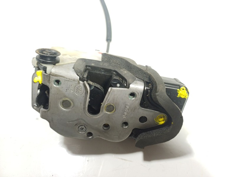 Recambio de cerradura puerta trasera derecha para opel mokka x 1.6 cdti dpf referencia OEM IAM  13579546 