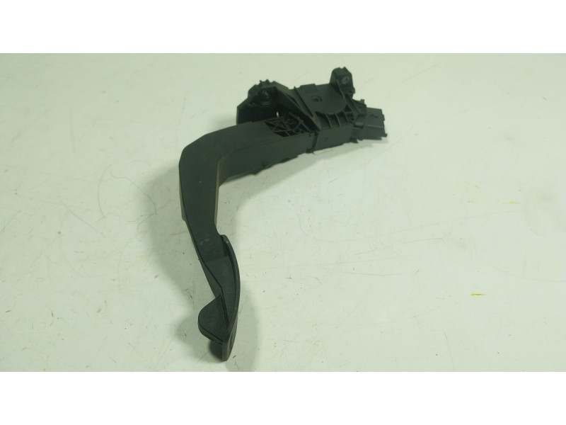 Recambio de potenciometro pedal para peugeot 208 ii (ub_, up_, uw_, uj_) e-208 referencia OEM IAM 9827704480  