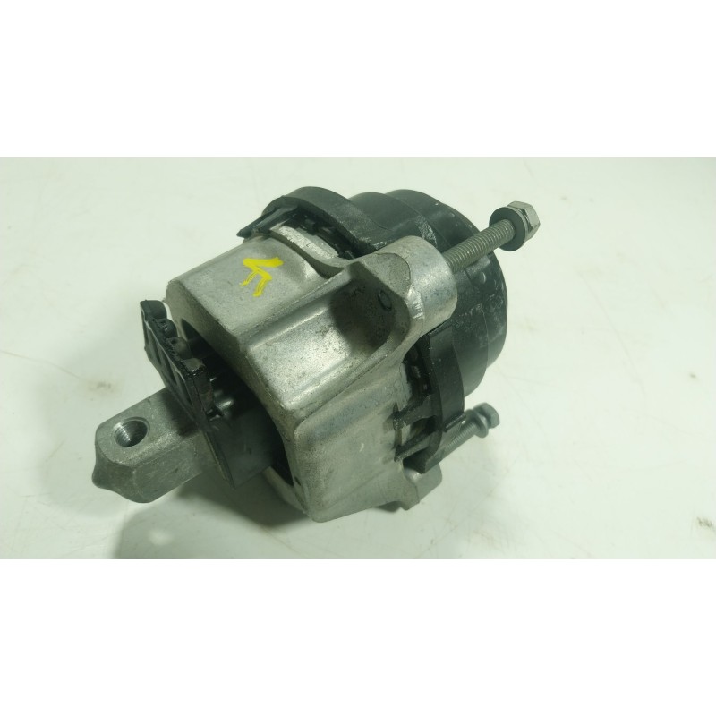 Recambio de soporte motor izquierdo para bmw 5 (g30, f90) 530 d xdrive referencia OEM IAM 22116878247 687824704 