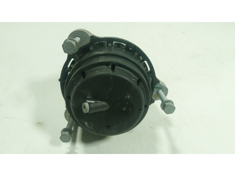 Recambio de soporte motor izquierdo para bmw 5 (g30, f90) 530 d xdrive referencia OEM IAM 22116878247 687824704 