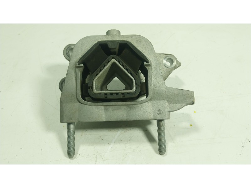Recambio de soporte motor derecho para peugeot 208 ii (ub_, up_, uw_, uj_) e-208 referencia OEM IAM 9826533880 9826533880 