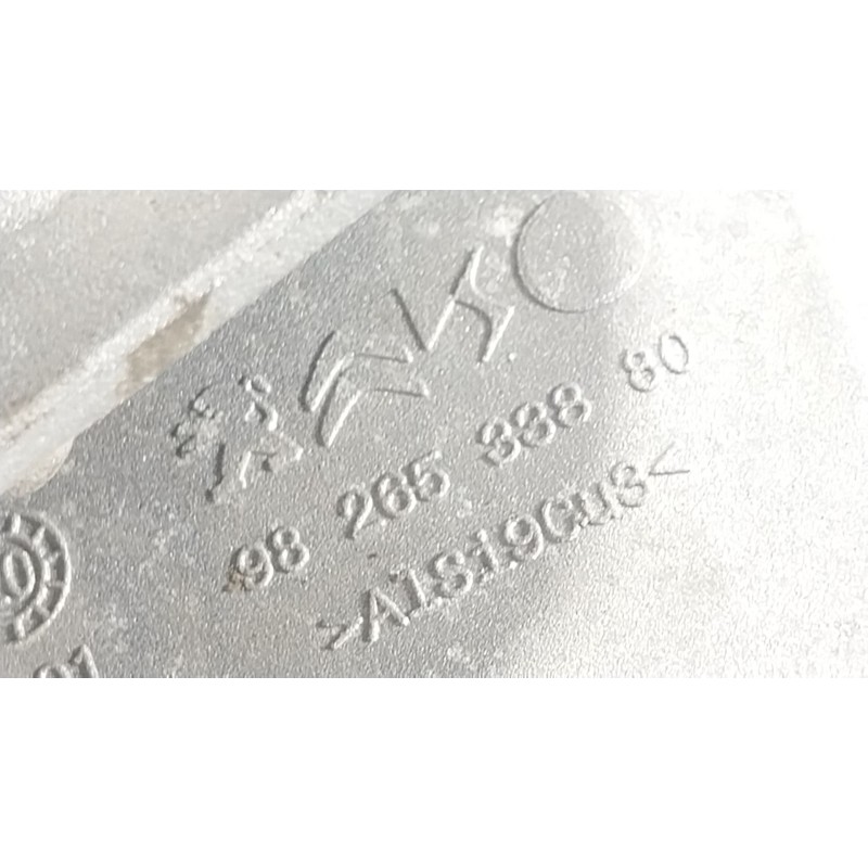 Recambio de soporte motor derecho para peugeot 208 ii (ub_, up_, uw_, uj_) e-208 referencia OEM IAM 9826533880 9826533880 